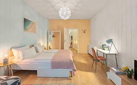Holiday 33 Apartment H S-Bahn Schoenhauser Allee